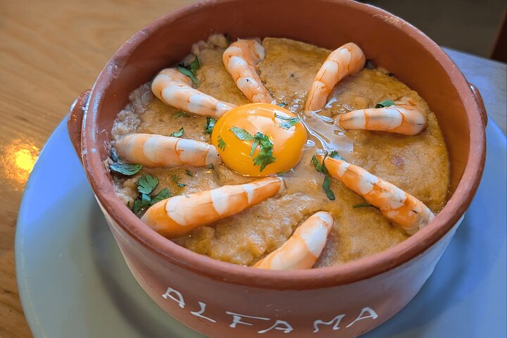 Lisbon Small-Group Food Tour with 18 Tastings in Alfama District, photograph 6