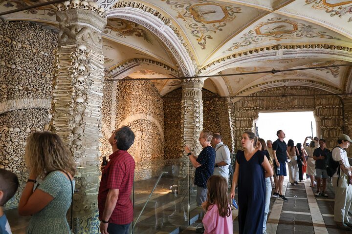 Lisbon: Évora Winery Tour, Bones Chapel & Tastings - Small Group, photograph 4